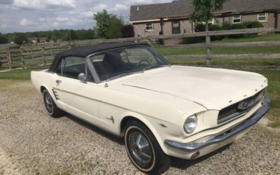 66 Mustang front passenger top up